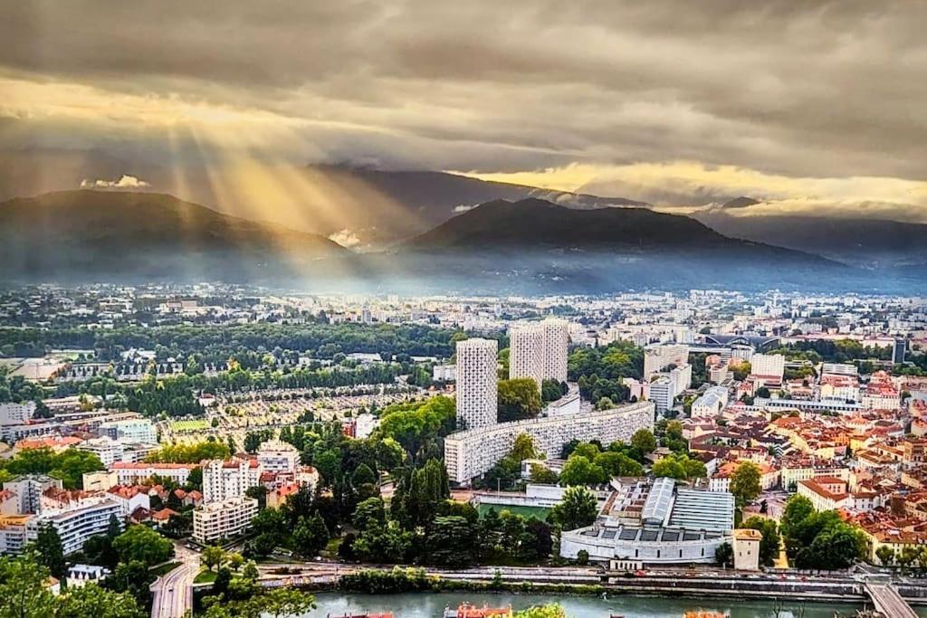 Excellent T2 - Moderne & Tout Equipe Avec Parking Grenoble Zewnętrze zdjęcie